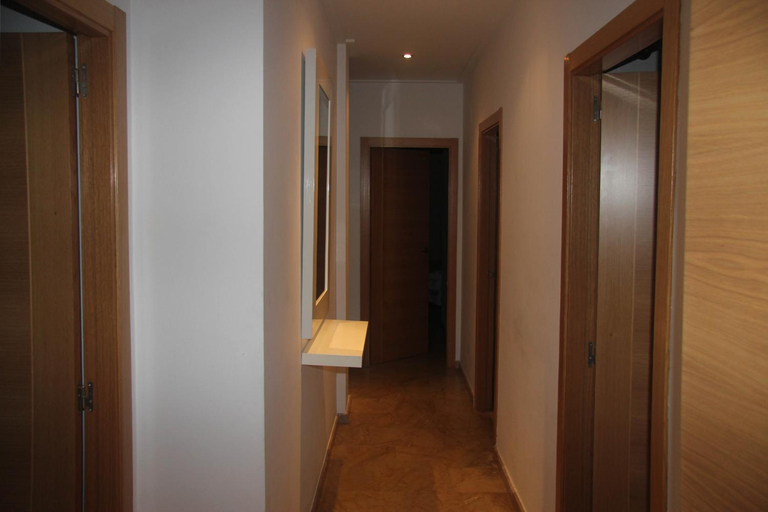 5, Holiday Apartments Malvarrosa Beach, Valencia