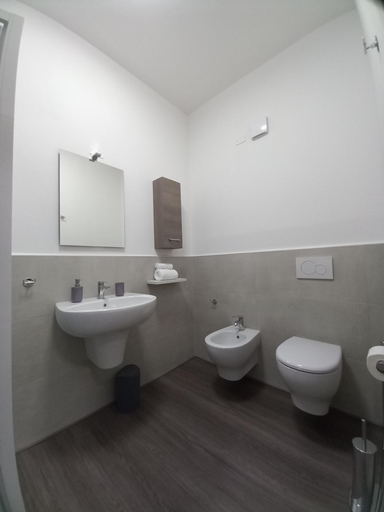 Bathroom 2, B&B KM 198 - Letto e colazione, Modena