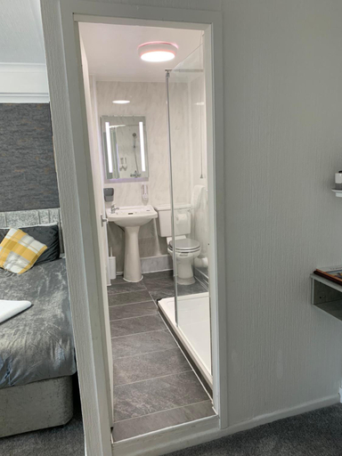 Bathroom 4, The Trevone, Conwy