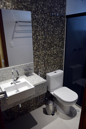 Bathroom 3, Pituba Praiamar Hotel, Salvador