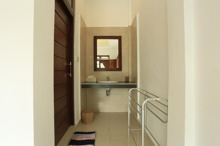 Bathroom 5, Putra Bisma, Gianyar