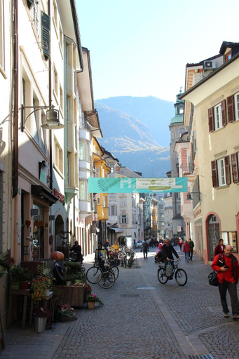 Others 4, Sonnenuhr Bolzano Apartments, Bolzano