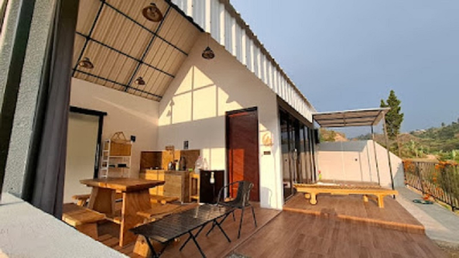 Exterior & Views 2, Maple Cabin, Bandung