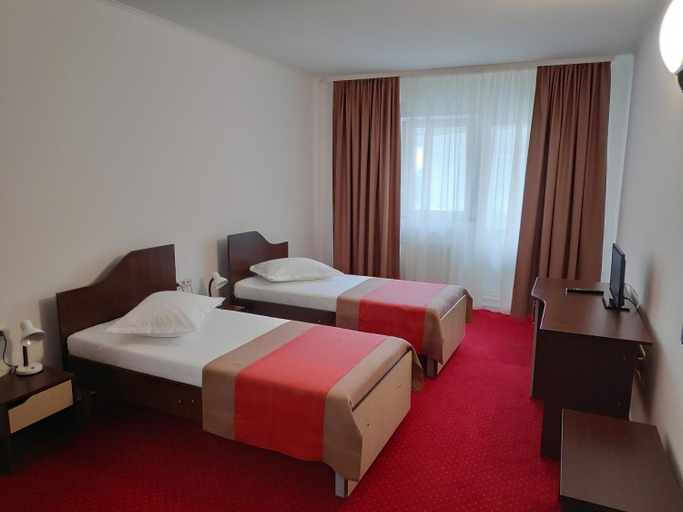 Others 5, Hostel Caliman, Calimanesti