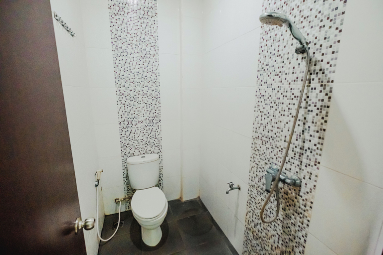 Bathroom 5, Hotel Mega Dana, Denpasar