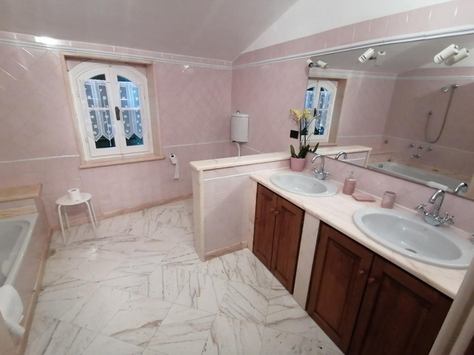 Bedroom 3, IL CASALE DEL MAGRA, La Spezia