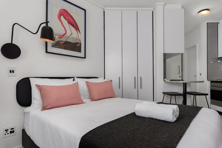Others 4, The Flamingo Apartments, City of Cape Town