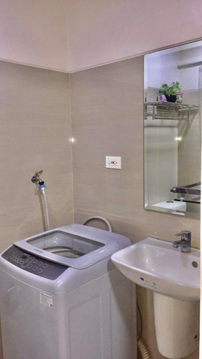 Bathroom 3, NJ's Place, Shore 1 Residences, MOA Complex, Pasay City, Philippines, Pasay City