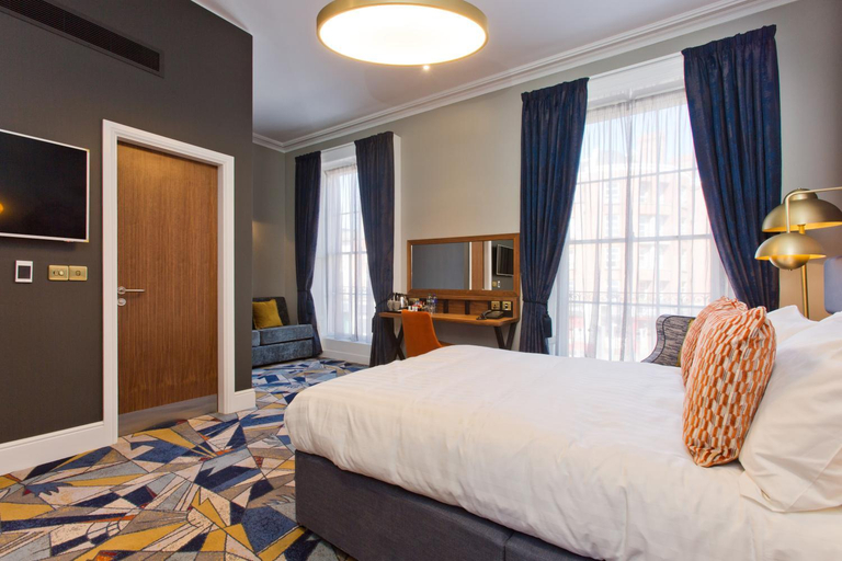 Bedroom 2, Keavan's Port Hotel, Dublin, Dublin