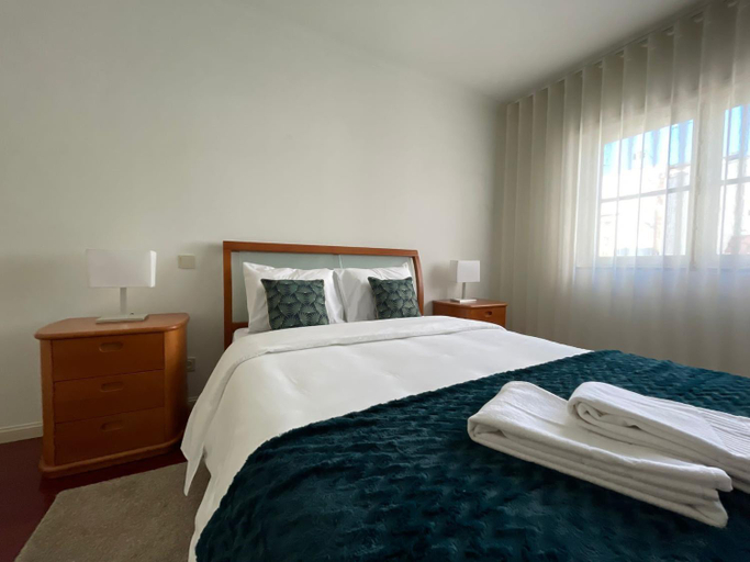 Bedroom 1, PORTA NOVA Historic Center - Apartments Collection by Perpetual Relax, Braga