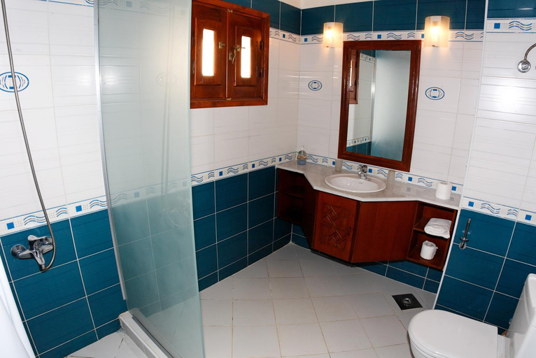 Bathroom 4, The Oasis, Marsa 'Alam