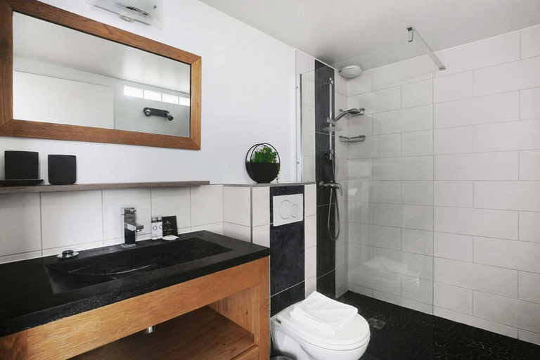 Bathroom, Spacious apartment - 2BR-6P - Montparnasse, Paris