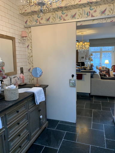 Bathroom 3, Comfort Equipped Guestsuite Lady Anna Bruges, West-Vlaanderen
