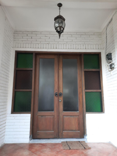 Exterior 5