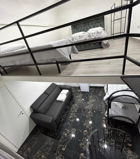 Others 5, Valentino luxury suites, Napoli