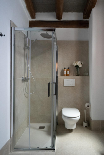 Bathroom 3, Ramon Llull House, Baleares