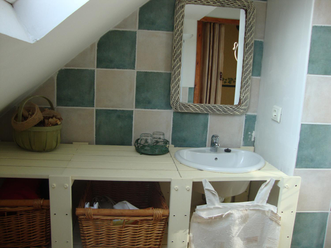 Bathroom 2, B&B Marianne, Bruxelles