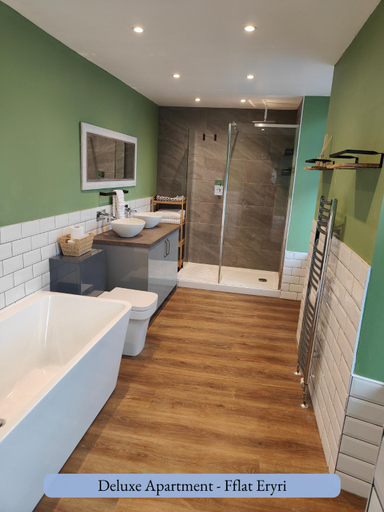Bathroom 3, The Townhouse, Gwynedd