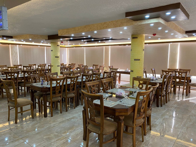 Food & Drinks 5, Sunset hotel, Wadi Musa