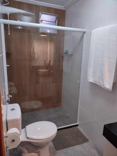 Others 3, Ipe Suites, Domingos Martins