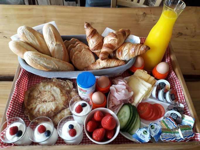 Food & Drinks 4, B&B CaSandra, Edam-Volendam