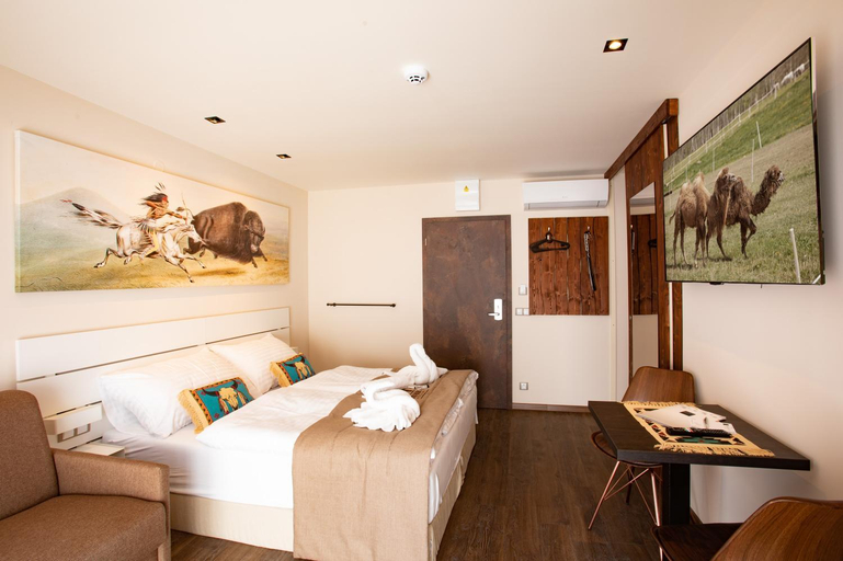 Bedroom 2, Residence Safari Resort - Bison Lodge, České Budějovice