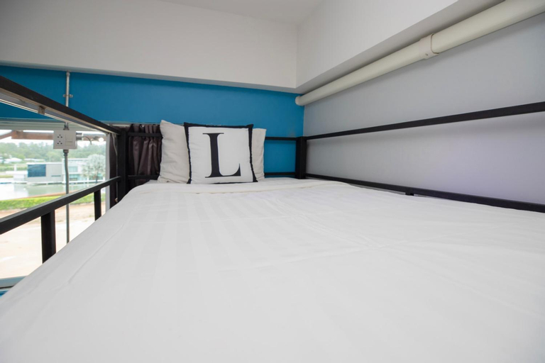 Bedroom 17