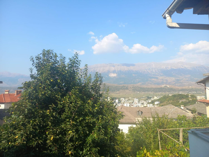 Others 4, MiziriGuestHouse, Gjirokastrës