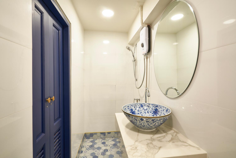 Bathroom 6