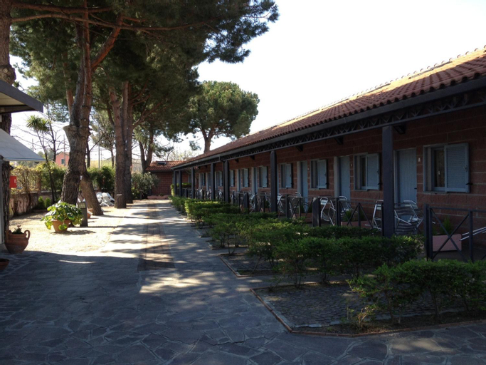 Exterior & Views 1, Appartamenti Villaggio Internazionale, Savona