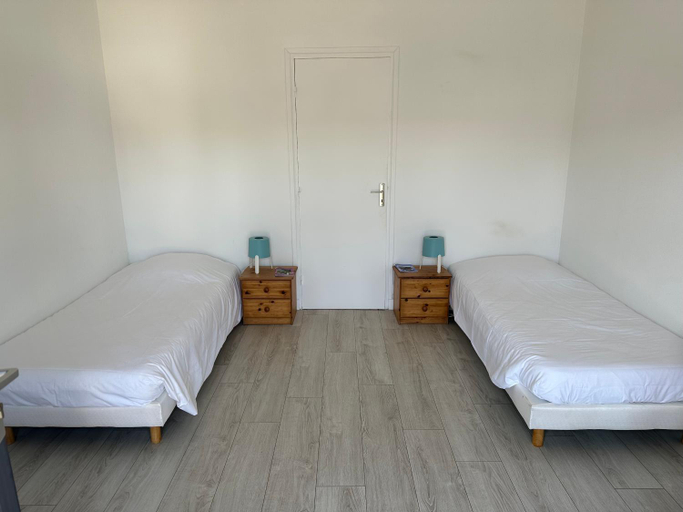 Bedroom 2, Les chambres du Bistro du Canal, Finistère