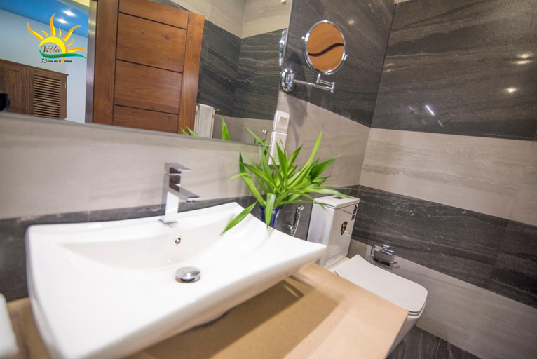 Bathroom 5, Villa 73 Unawatuna, Habaraduwa