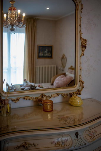 Bathroom 9