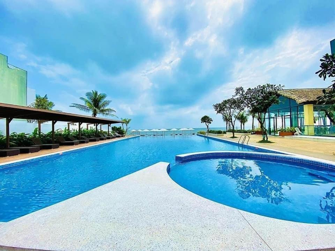 Swimming Pool 3