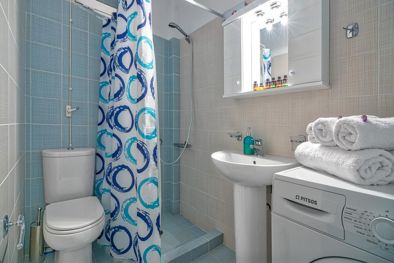 Bathroom 1, Thea Villas Aegina, Attica