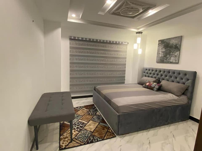 Others 4, The Family Den, Islamabad
