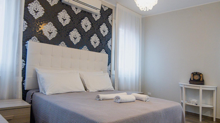 Others 5, Ca Ballarin B&B, Venezia
