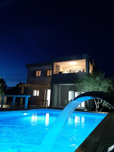 Others 4, Villa Nina, Biograd na Moru