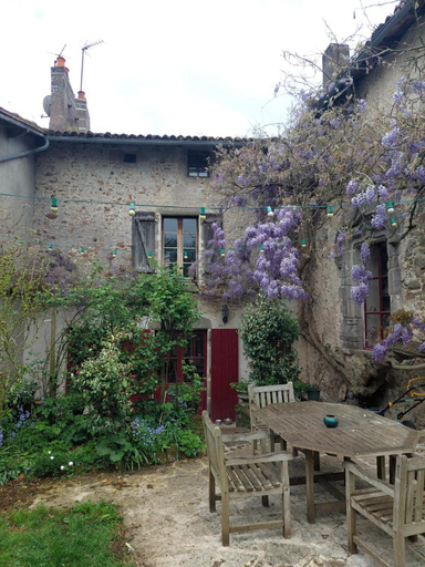 Others 5, La Cressonniere, Deux-Sèvres