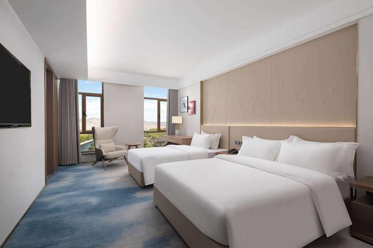 Bedroom 2, DoubleTree by Hilton Altay Fuyun, Altay