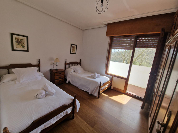 Others 3, Hostal Lizuniaga, Navarra