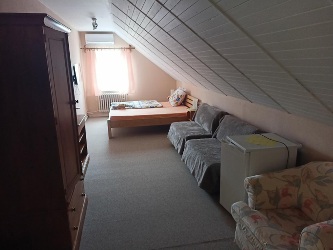 Bedroom 2, Hotel Kolonial Skalite, Cadca