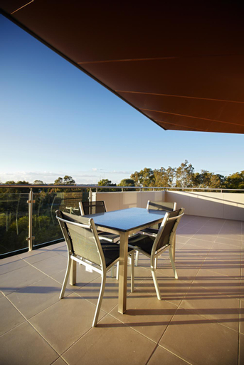 Exterior & Views 5, Charlestown Executive Apartments, Lake Macquarie  - North