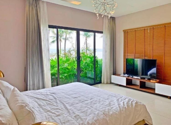 Bedroom 13