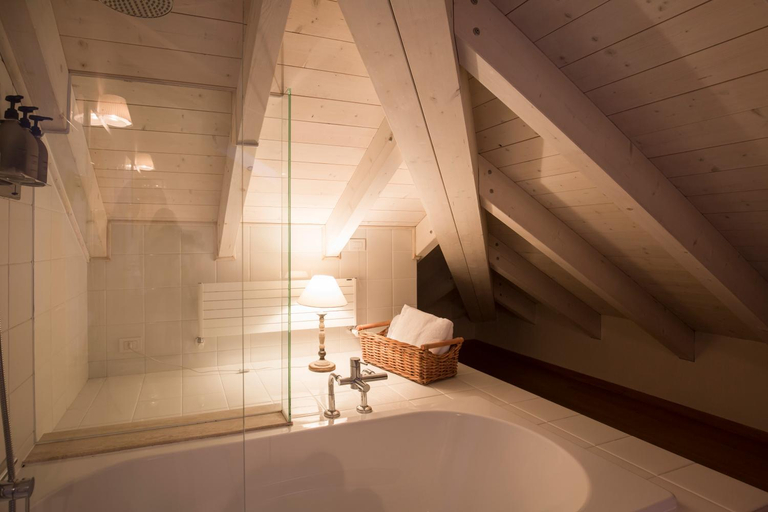 Bathroom 4, Art Hotel Varese, Varese