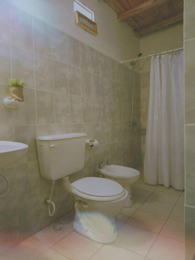 Bathroom, Agua Negra, Iglesia