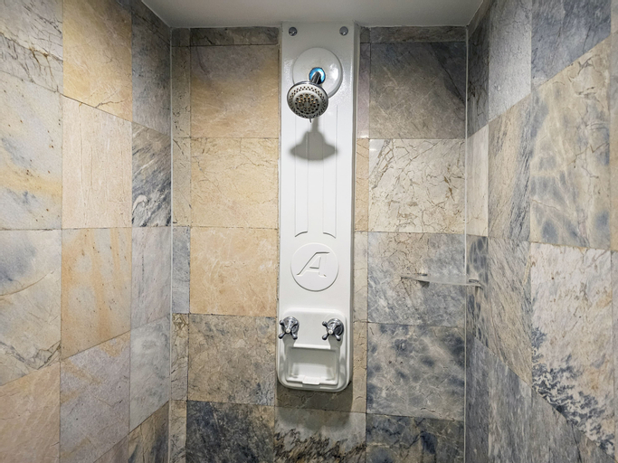 Bathroom 4