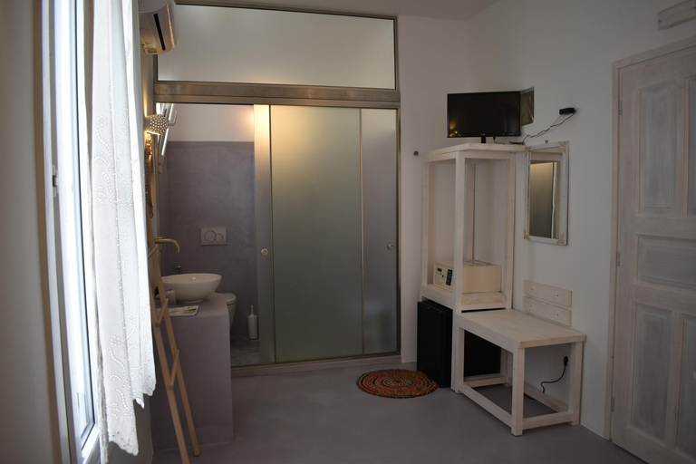 Bathroom 3, Andriani's Guest House, South Aegean