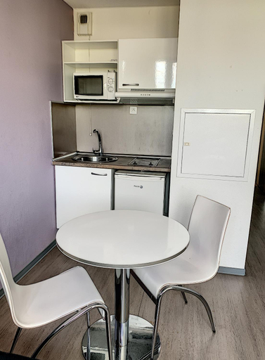 Others 3, Residence Amal, Gironde