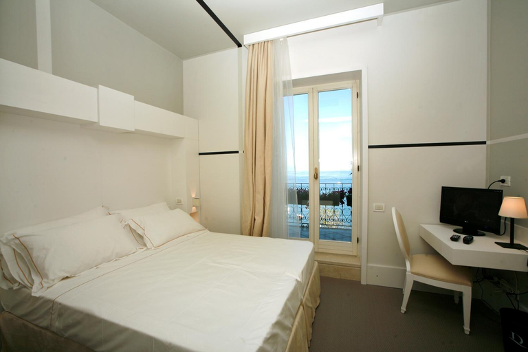 Bedroom 19